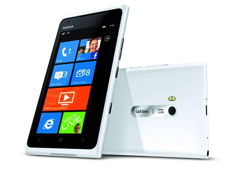 Lumia 900 chính thức có mặt tại VN vào ngày 24/6